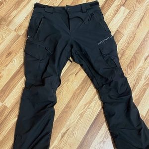 Men's 686 Smarty Cargo 3-in-1 Snowpants - Size Large, Short